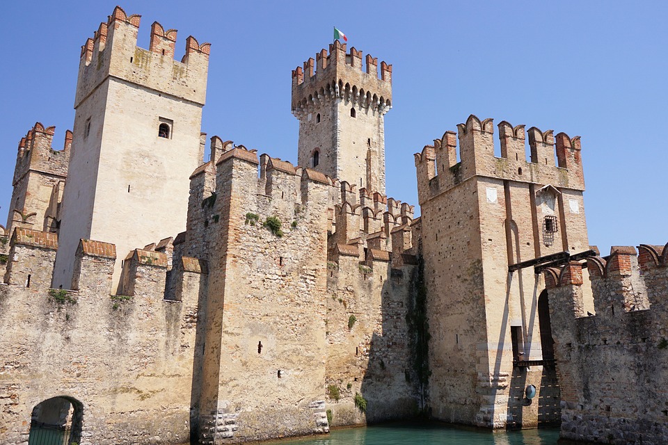 A walk in sirmione